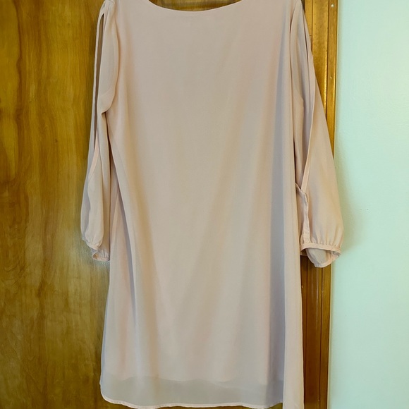 Lulus dress- like new - Picture 3 of 3